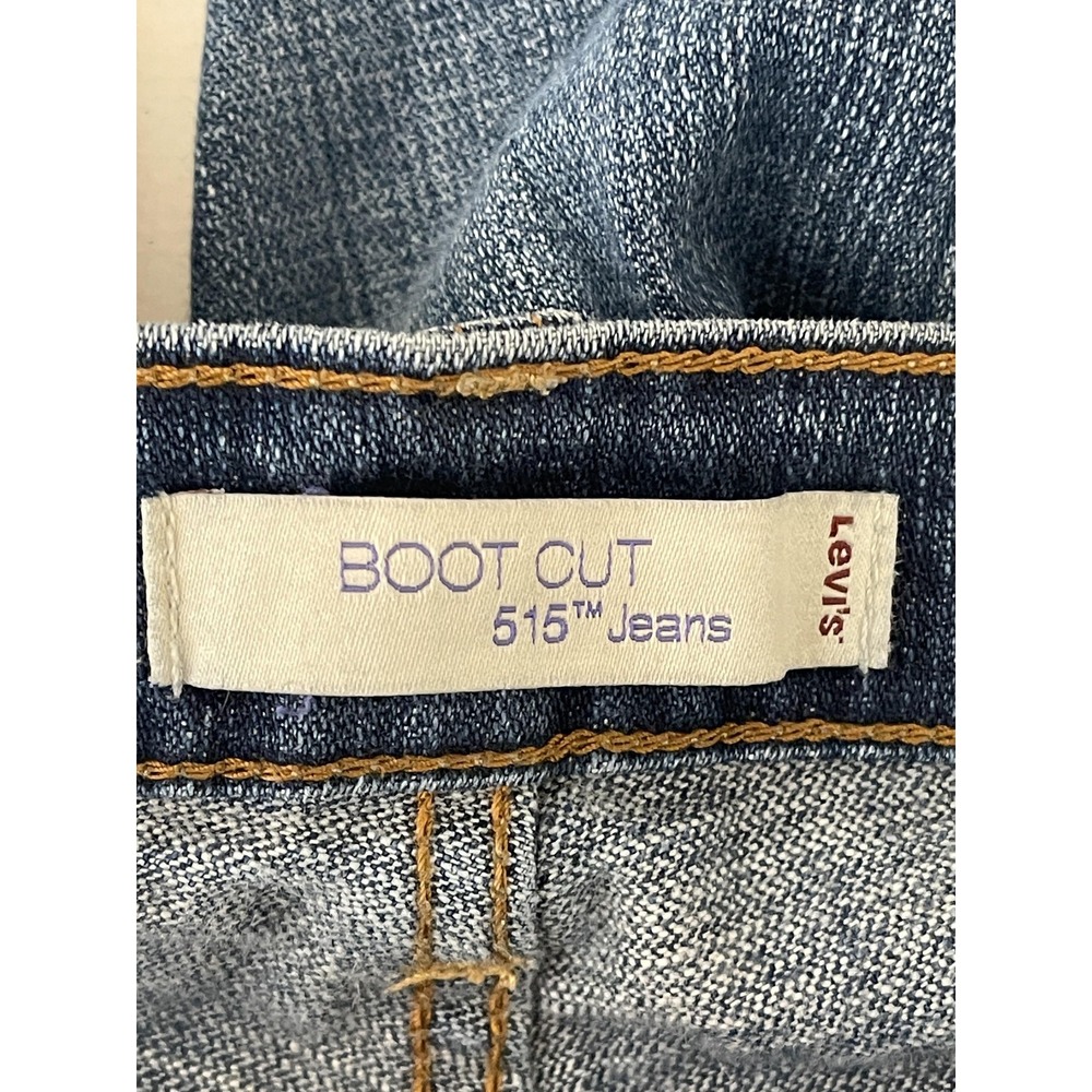 Levis 515 Jeans Womens 8 Blue Boot‎ Cut Stretch Denim Distressed Raw Hem Classic - Picture 11 of 14